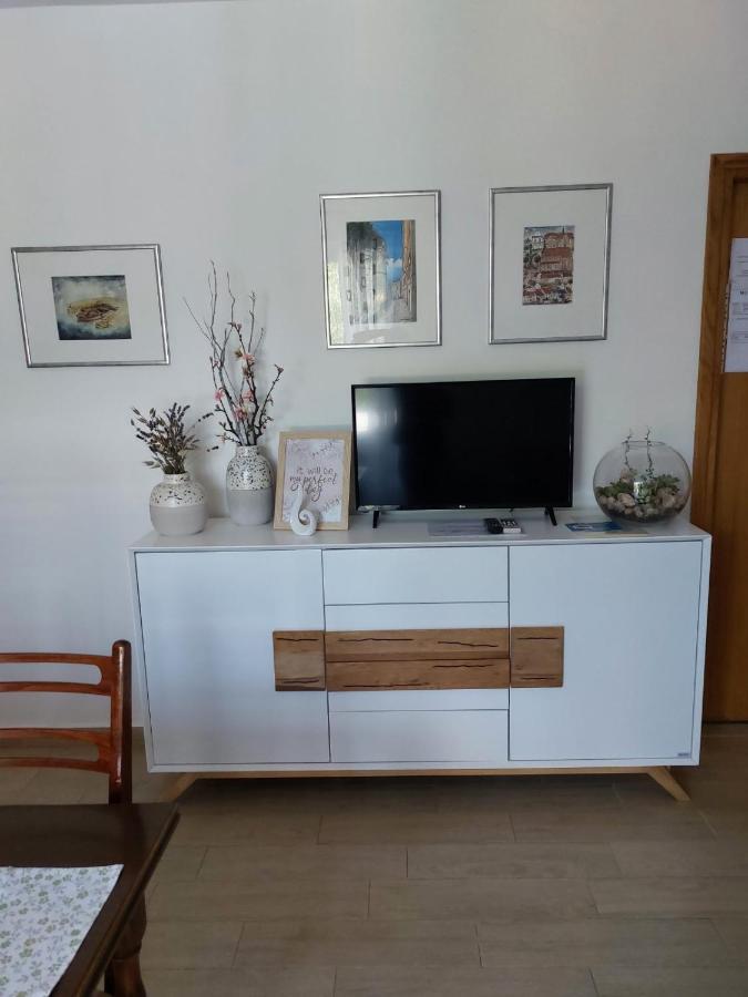 Apartmani Anica Risika Exterior foto
