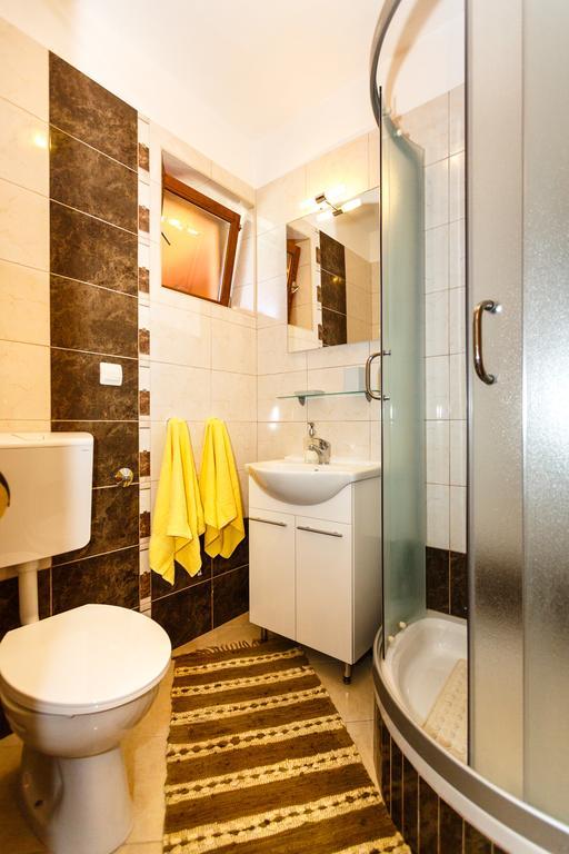 Apartmani Anica Risika Exterior foto